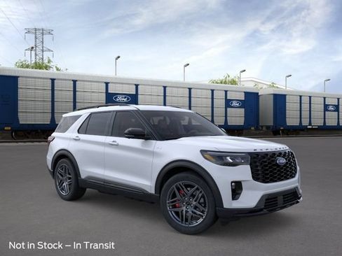 New 2026 Ford Explorer ST-Line w/ ST-Line Street Pack RWD image 7