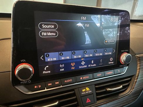 Used 2020 Nissan Altima 2.5 SL FWD image 12