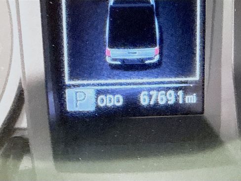 Used 2022 Toyota Tacoma SR image 16