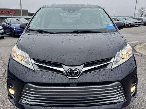 Used 2020 Toyota Sienna XLE image 8