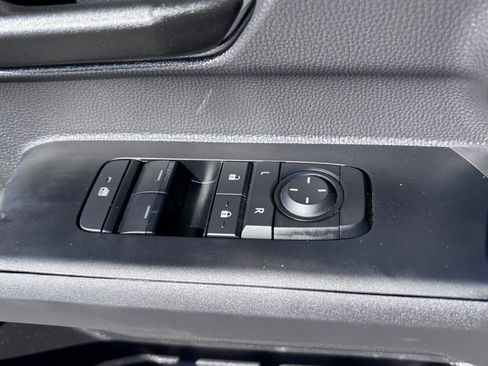 Used 2026 Toyota Tacoma SR RWD image 19