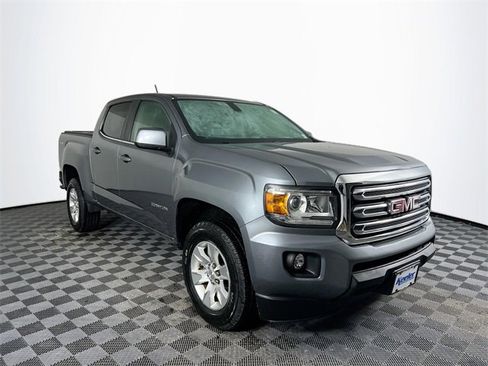 Used 2018 GMC Canyon SLE w/ SLE Convenience Package image 8