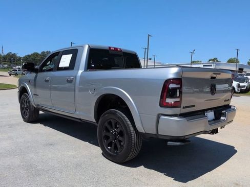 Used 2022 RAM 2500 Laramie AWD/4WD image 7
