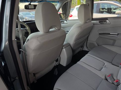 Used 2013 Subaru Forester 2.5X Premium w/ All-Weather Pkg AWD/4WD image 15