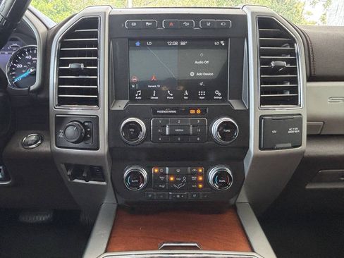 Used 2019 Ford F250 King Ranch w/ King Ranch Ultimate Package AWD/4WD image 16