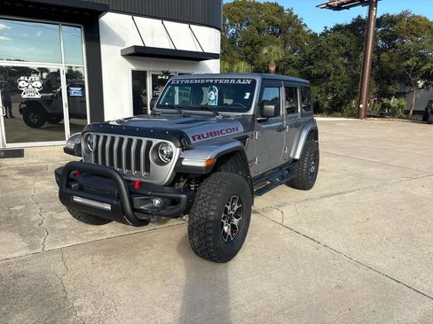 Used 2021 Jeep Wrangler Unlimited Rubicon AWD/4WD image 2