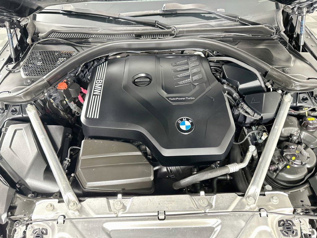 Used 2021 BMW 430i Convertible w/ Premium Package RWD image 37