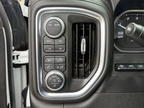 Used 2021 GMC Sierra 1500 AT4 w/ AT4 Premium Package AWD/4WD image 24
