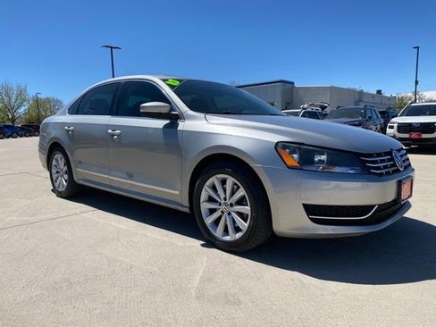 Used 2013 Volkswagen Passat 2.5 SEL FWD image 7