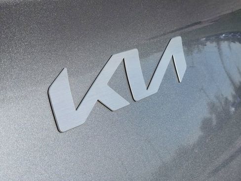 Certified 2024 Kia Sportage LX image 11