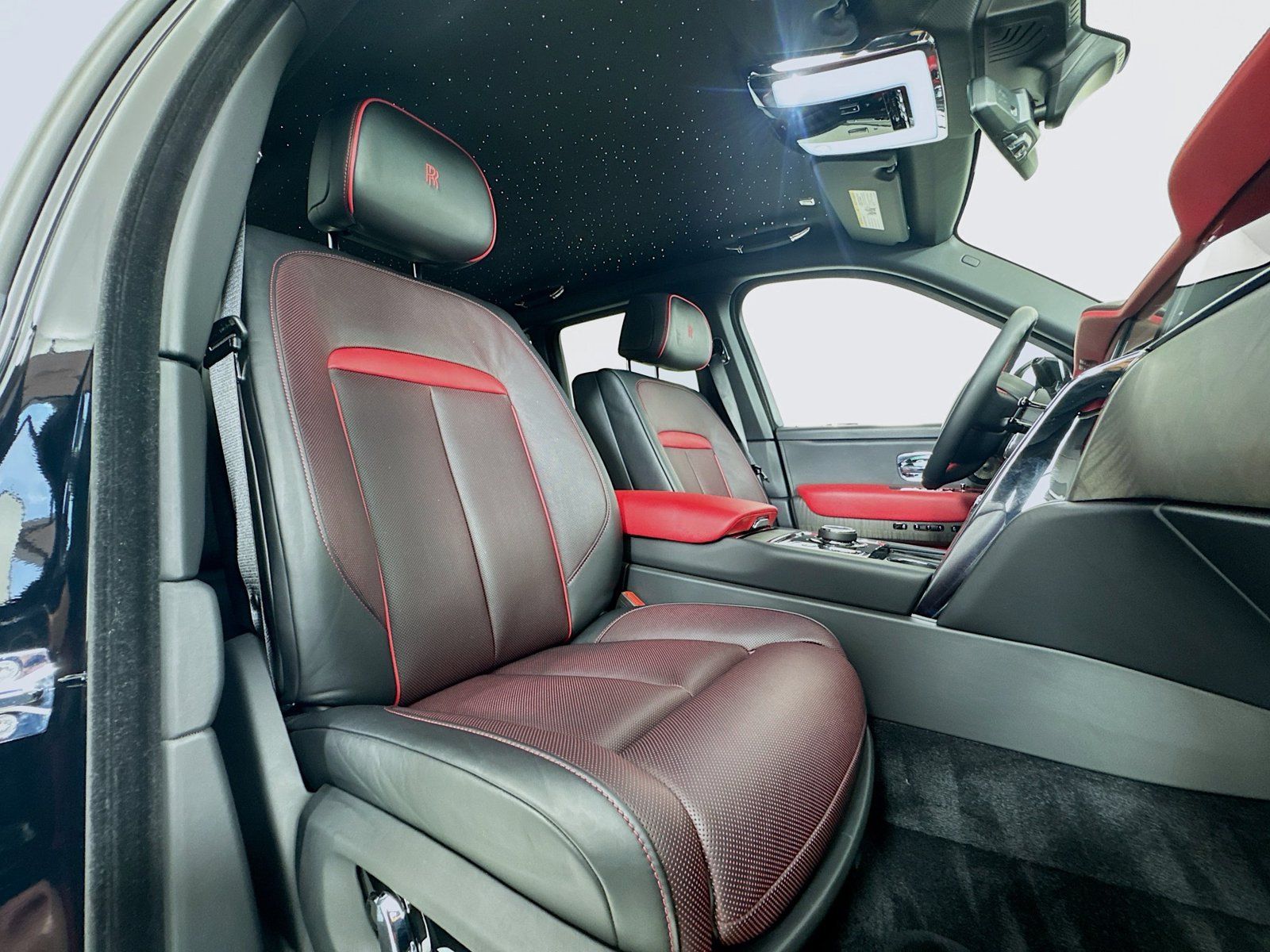 Certified 2026 Rolls-Royce Cullinan w/ Cullinan Package AWD/4WD image 28