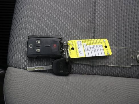 Used 2015 GMC Sierra 1500 SLE w/ SLE Value Package image 7