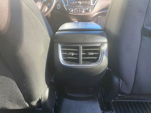 Used 2023 Chevrolet Malibu LT image 27