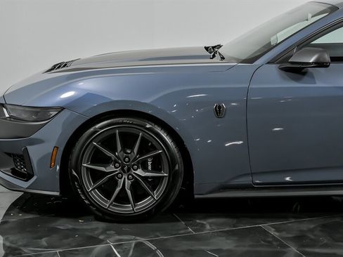 Used 2025 Ford Mustang Dark Horse image 6