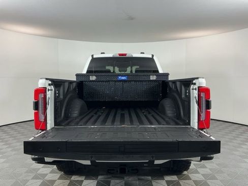 Certified 2024 Ford F350 Platinum image 7