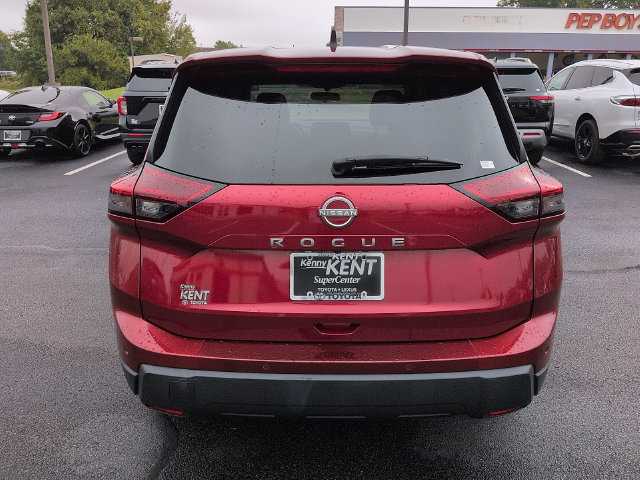 Used 2025 Nissan Rogue S FWD image 6