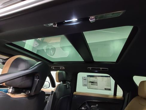 New 2026 Land Rover Range Rover Sport Dynamic SE AWD/4WD image 15
