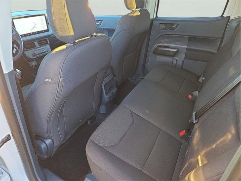 New 2025 Ford Maverick XL image 9