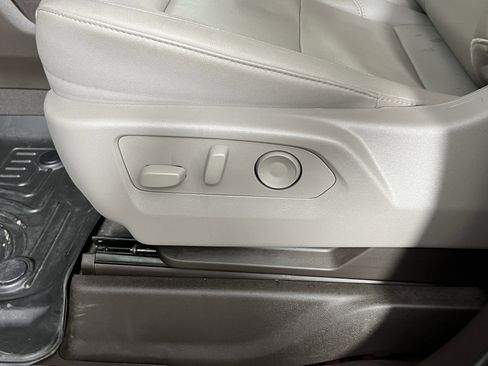 Used 2024 GMC Sierra 1500 SLT w/ SLT Premium Plus Package image 16