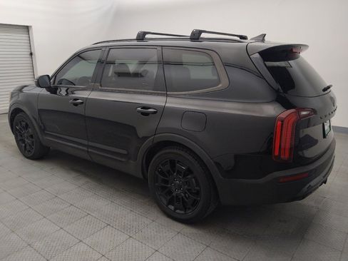 Used 2021 Kia Telluride EX w/ EX Premium Package image 3