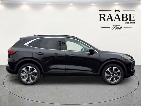 Used 2024 Ford Escape Platinum AWD/4WD image 8