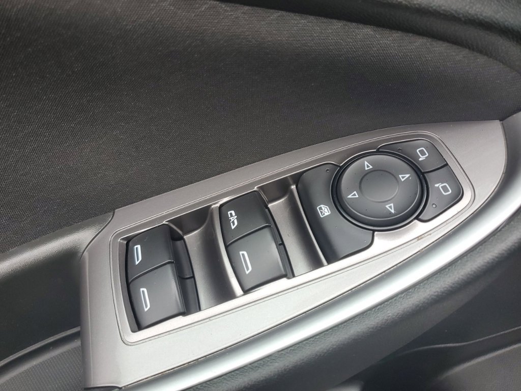 Used 2024 Chevrolet Malibu LT FWD image 34