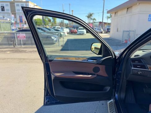 Used 2012 BMW X5 xDrive35i image 18