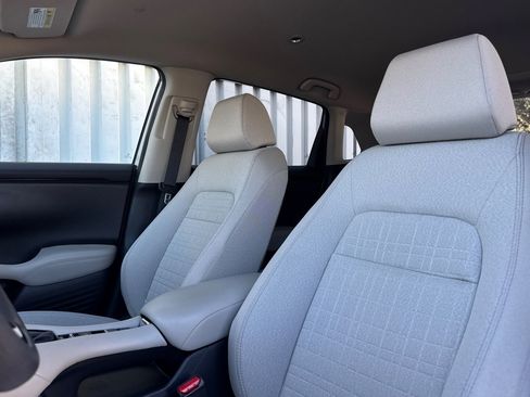 Used 2023 Honda HR-V LX image 22