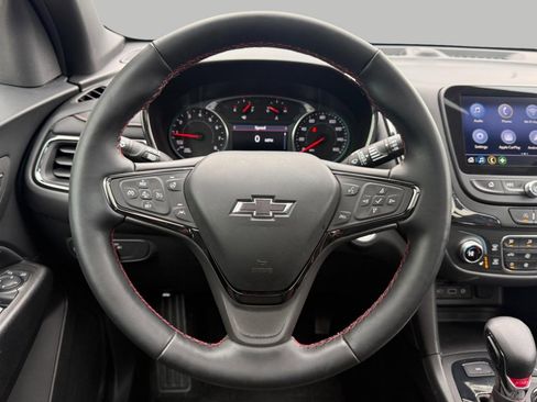 Used 2023 Chevrolet Equinox RS image 30