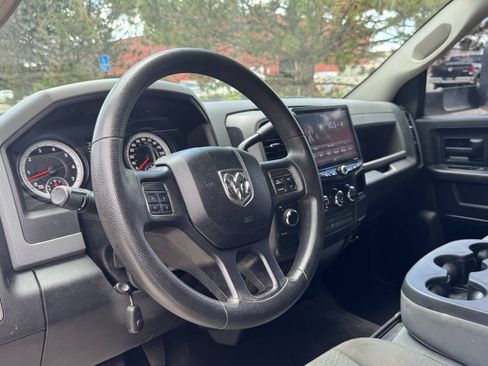 Used 2014 RAM 1500 Express AWD/4WD image 10