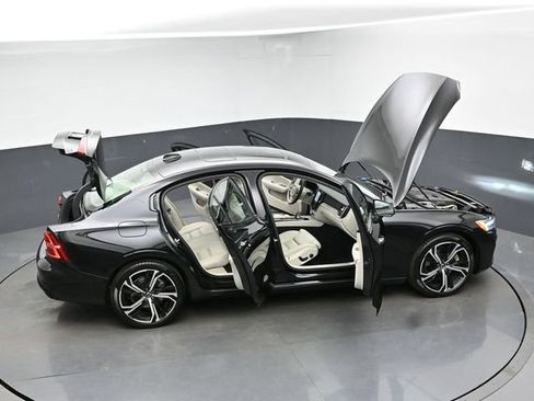 Used 2023 Volvo S60 B5 Ultimate w/ Protection Package Premier FWD image 46