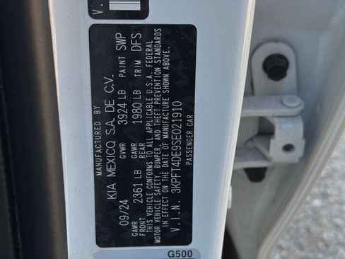 Used 2025 Kia K4 LXS image 22