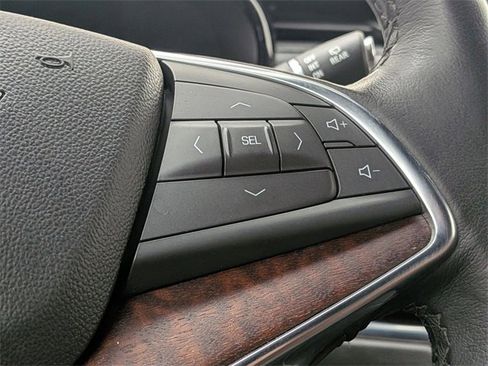 Certified 2023 Cadillac XT5 Premium Luxury image 12