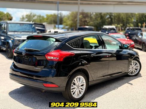 Used 2017 Ford Focus Titanium FWD image 7
