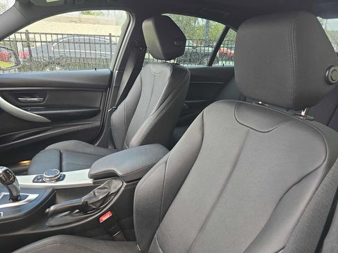 Used 2015 BMW 320i Sedan RWD image 15