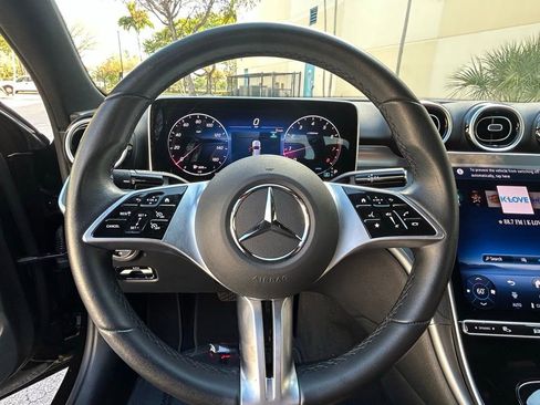 Used 2025 Mercedes-Benz C 300 Sedan image 19