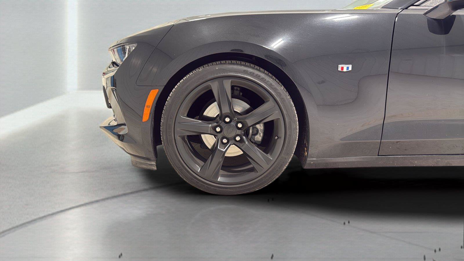 Used 2017 Chevrolet Camaro LT w/ Technology Package RWD image 31