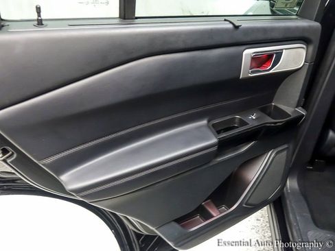 Used 2022 Ford Explorer Platinum w/ Equipment Group 601A image 20