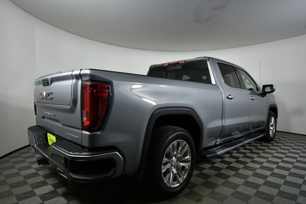 Used 2025 GMC Sierra 1500 Denali w/ Technology Package AWD/4WD image 11