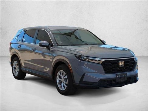 Used 2024 Honda CR-V LX image 3