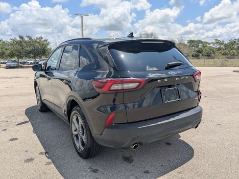 Used 2025 Ford Escape ST-Line AWD/4WD image 7