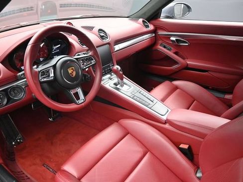Used 2023 Porsche 718 Cayman GTS RWD image 15