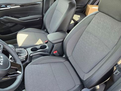 New 2026 Kia Seltos S image 24