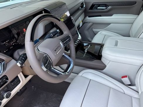 New 2026 GMC Yukon XL Denali w/ Advanced Technology Package AWD/4WD image 10