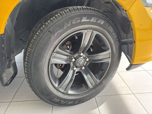 Used 2016 RAM 1500 Sport w/ Stinger Yellow Sport Package image 29