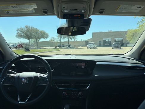 Used 2025 Buick Encore GX Preferred image 33