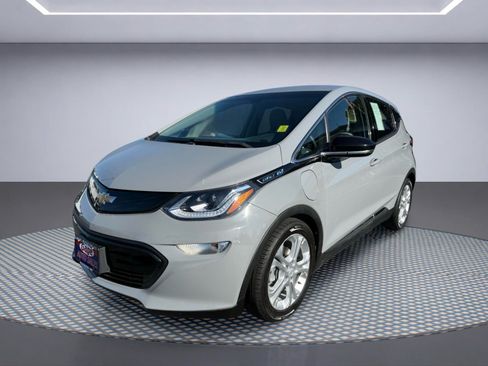 Used 2019 Chevrolet Bolt LT FWD image 2