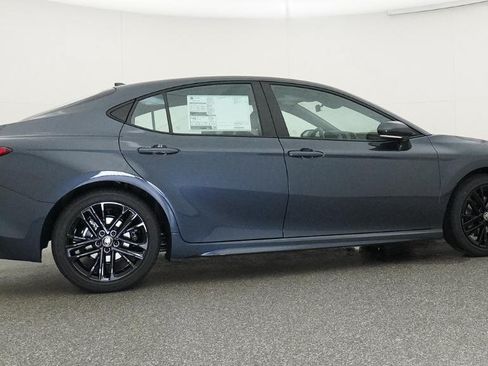 Used 2026 Toyota Camry SE FWD image 51
