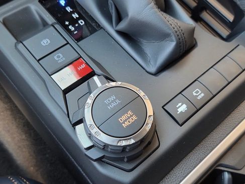 New 2026 Toyota 4Runner 4WD image 23