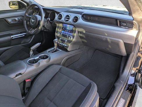 Used 2020 Ford Mustang GT w/ Equipment Group 301A image 18